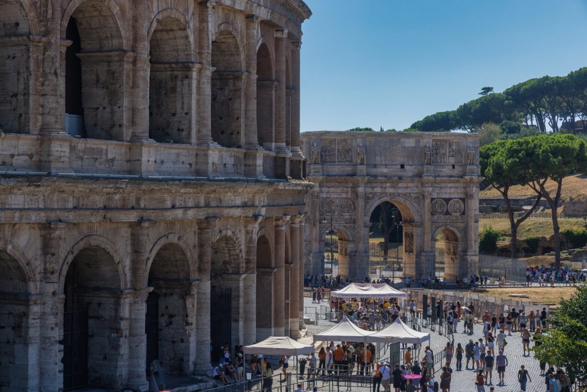 Foto 8 de Arena del Coliseo: Visita Guiada con Foro Romano y Palatino