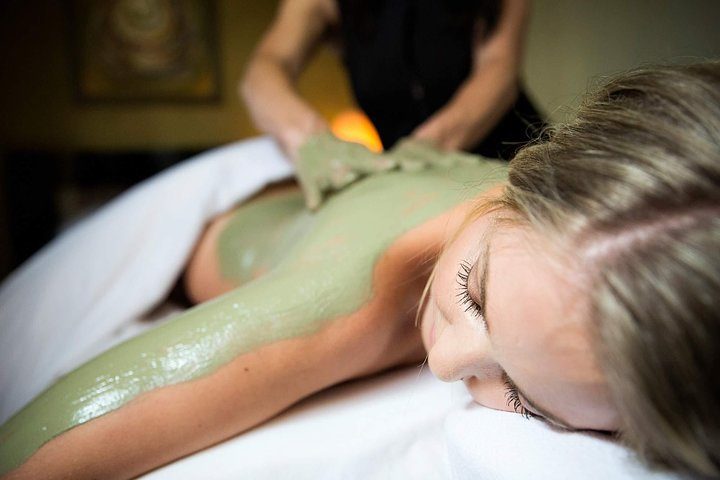 Akrotiri : 2 - Experiencia de Spa Cara & Cuerpo de Hora con Acceso a la Piscina de Día