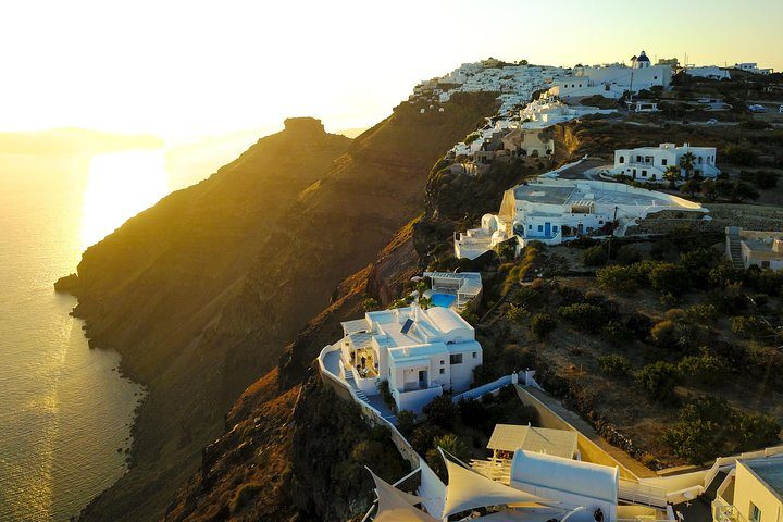 Excursión privada a la costa de Santorini: Monasterio de Oia, Monte Profitis e Ilias