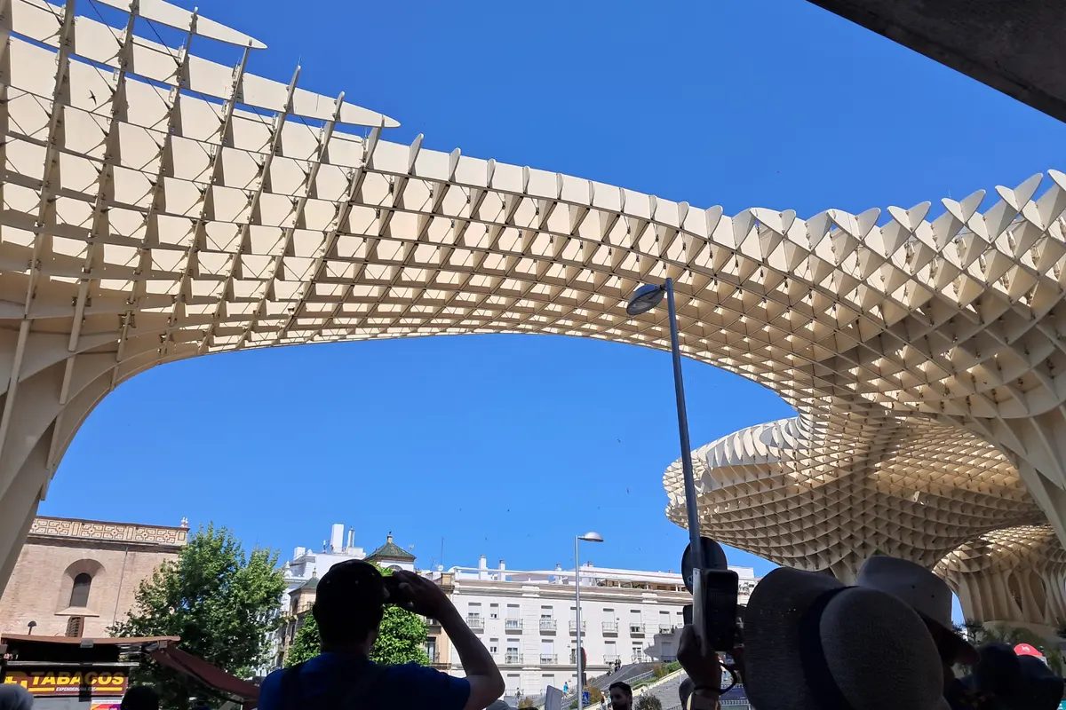 Ruta Patrimonial de Sevilla: Las Setas, La Macarena y Palacio de las Dueñas