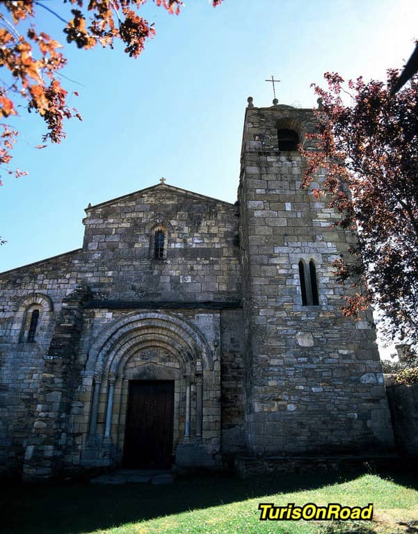 Foto 2 de Basílica de San Martiño