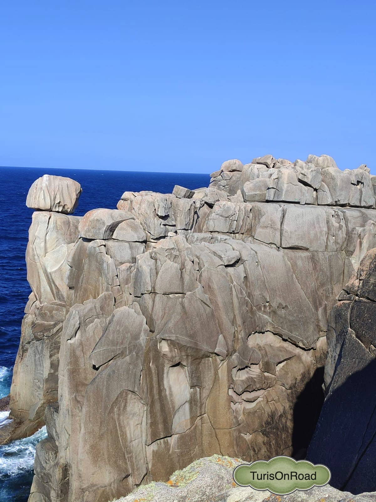 Foto 3 de Los Acantilados de Morás