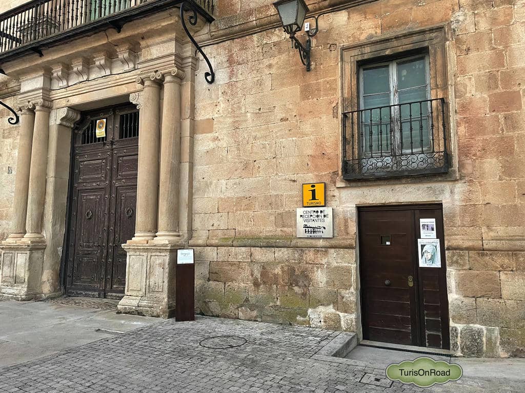 Foto 2 de Centro de Recepción de Visitantes de Almazán