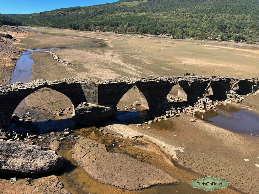 Foto 2 de Restos del puente romano de Vinuesa