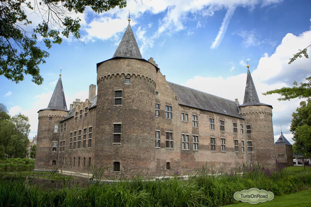 Foto 2 de Helmond